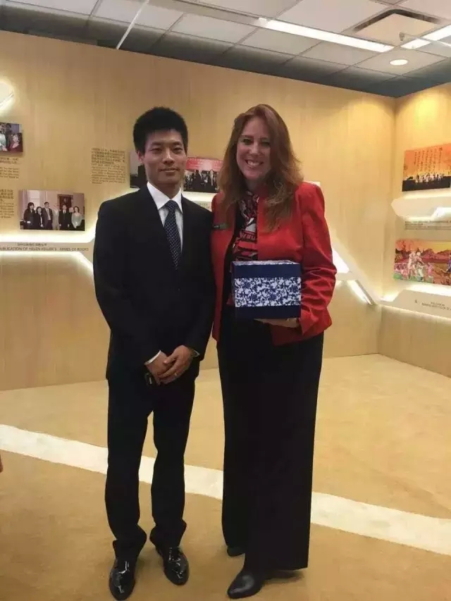 我校校友金洋随习主席一行访美