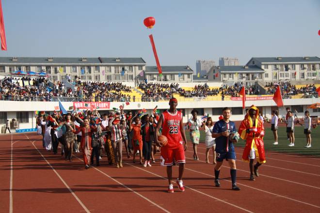 江南大学举行2014年金秋体育节暨第十四届田径运动会