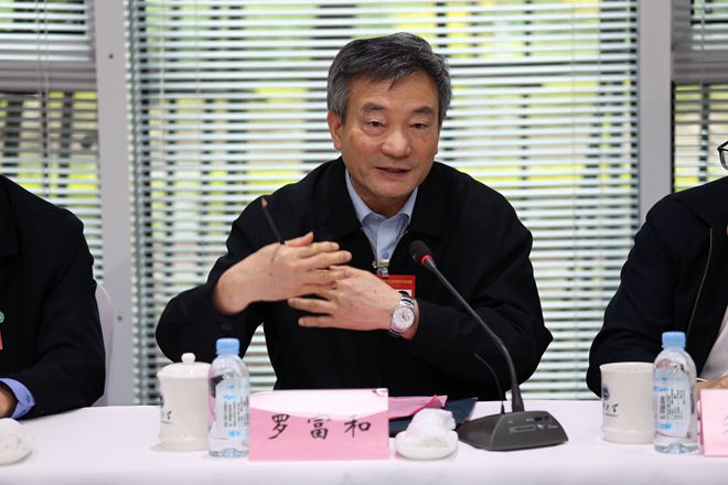 全国政协副主席罗富和率团来江南大学国家大学科技园