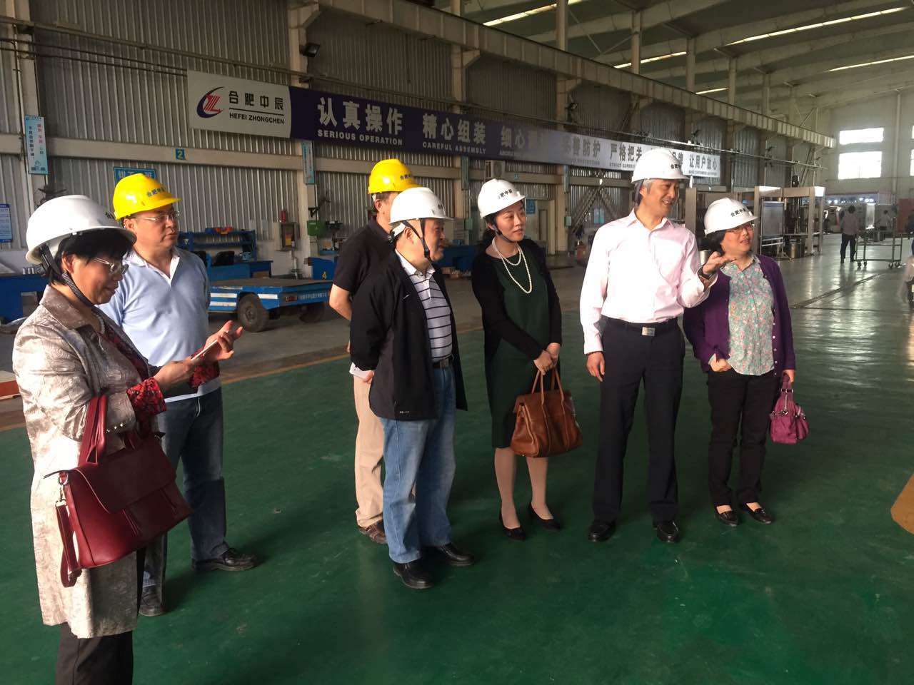 术有专攻——记安徽校友考察合肥中辰轻机公司
