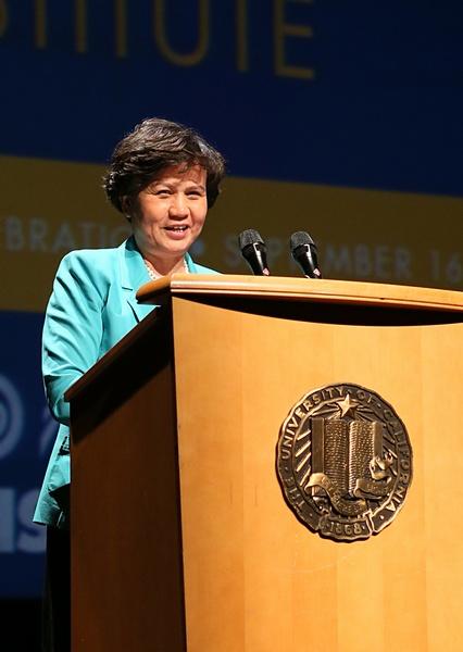 我校与加州大学戴维斯分校合作建立的孔子学院在美正式揭牌