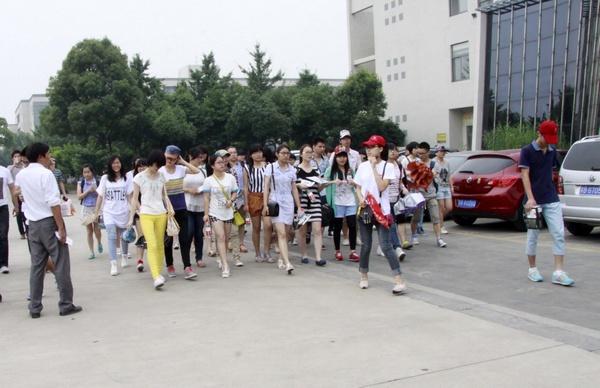 2014年江南大学“校园开放日”暨招生咨询会顺利举行