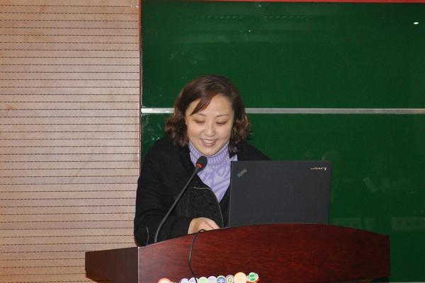 “雅富江城奖助学金”颁奖典礼在我校举行