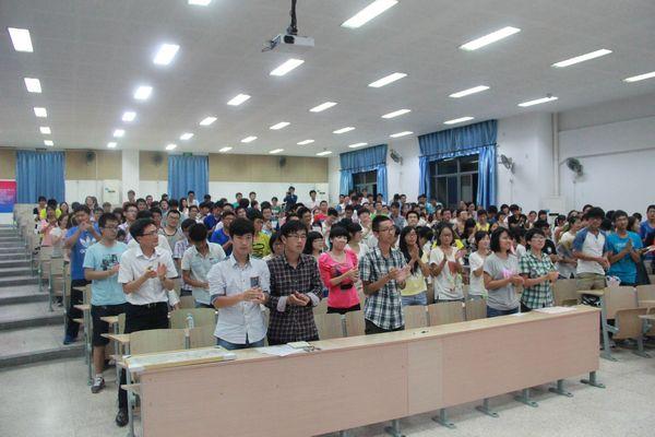 立德树人初心不改　情系学子廿年圆梦——记李宗元老师与江南学子20年情缘