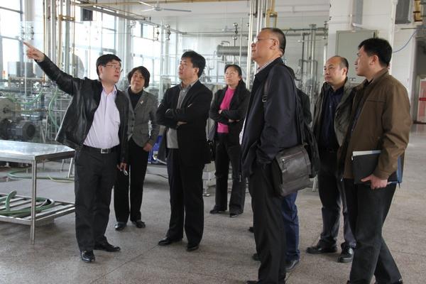 京粮集团王建新副总经理一行来校考察交流